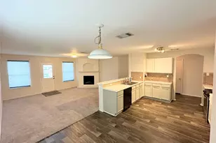 12929 Waynespur Ln, Elgin, TX 78621 - Photo 6