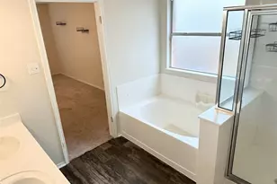 12929 Waynespur Ln, Elgin, TX 78621 - Photo 10