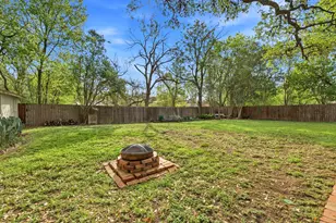 410 Cibilo St, Lockhart, TX 78644 - Photo 24