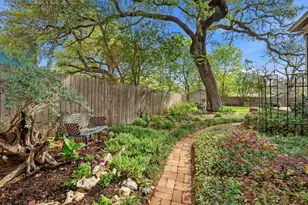 410 Cibilo St, Lockhart, TX 78644 - Photo 6
