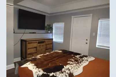 1915 Canterbury Street, Austin, TX 78702 - Photo 6