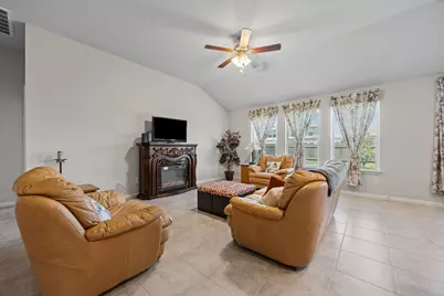 12520 Woodcock Way, Manor, TX 78653 - Photo 6