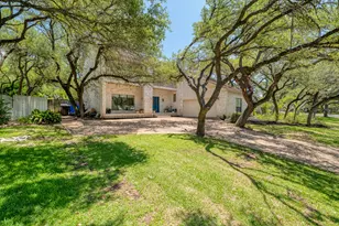 202 Ridgewood Dr, Georgetown, TX 78628 - Photo 2