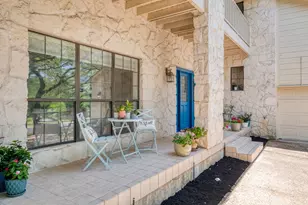 202 Ridgewood Dr, Georgetown, TX 78628 - Photo 4