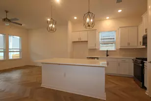 13104 Incline Dr, Austin, TX 78652 - Photo 2