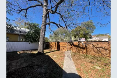 1113 E 3rd Street #A, Austin, TX 78702 - Photo 12