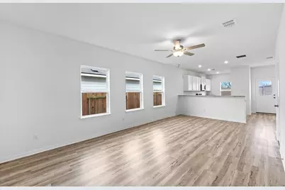 14405 Bonellis Pass, Elgin, TX 78621 - Photo 2