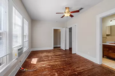 807 E 45 Street, Austin, TX 78751 - Photo 14