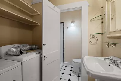 807 E 45 Street, Austin, TX 78751 - Photo 8