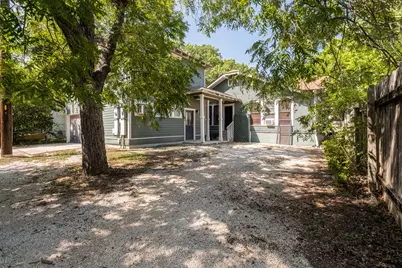 807 E 45 Street, Austin, TX 78751 - Photo 22