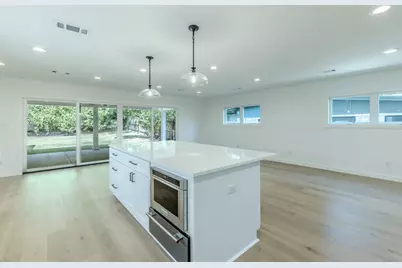 1908 Maple Avenue, Austin, TX 78722 - Photo 4