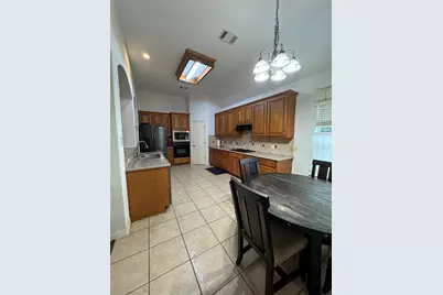 2900 Winding Shore Lane, Pflugerville, TX 78660 - Photo 8