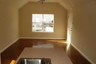 203 Railroad St, Buda, TX 78610 - Photo 6