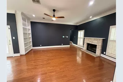 1204 W 39th Street, Austin, TX 78756 - Photo 8