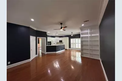 1204 W 39th Street, Austin, TX 78756 - Photo 10