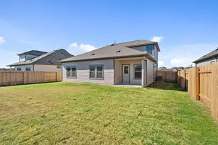 241 Red Tail Hawk Ln, Cedar Creek, TX 78612 - Photo 28