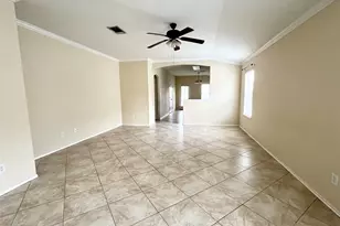 2428 Green Meadows Ln, Buda, TX 78610 - Photo 6