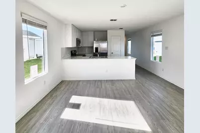 543 Commander Abbott Drive, Jarrell, TX 76537 - Photo 6