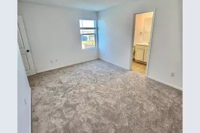 543 Commander Abbott Drive, Jarrell, TX 76537 - Photo 8