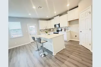533 Appalachian Trail #116, Leander, TX 78641 - Photo 4