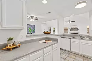 800 Saunders Dr, Round Rock, TX 78664 - Photo 12