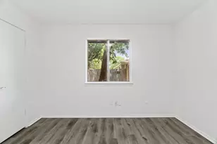 800 Saunders Dr, Round Rock, TX 78664 - Photo 20