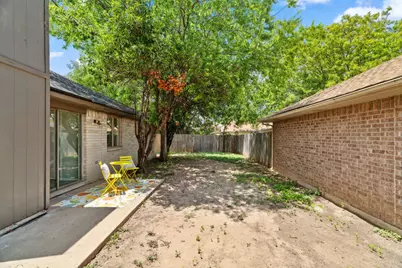 800 Saunders Drive, Round Rock, TX 78664 - Photo 28