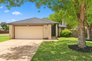 800 Saunders Dr, Round Rock, TX 78664 - Photo 4