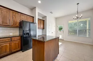 1809 Hidden Springs Path, Round Rock, TX 78665 - Photo 10