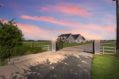 821 Silent Valley Road, Lockhart, TX 78644 - Photo 1