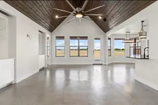 821 Silent Valley Rd, Lockhart, TX 78644 - Photo 6