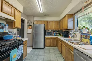 12301 Deer Falls Dr, Austin, TX 78729 - Photo 6