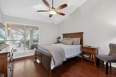 8821 Honeysuckle Trail W, Austin, TX 78759 - Photo 24
