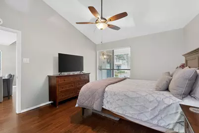 8821 Honeysuckle Trail W, Austin, TX 78759 - Photo 22