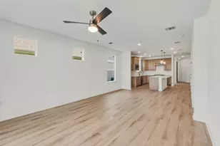 207 Smokestack Ln, Georgetown, TX 78633 - Photo 6