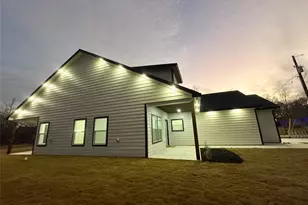 107 KEAHI COURT, Bastrop, TX 78602 - Photo 6