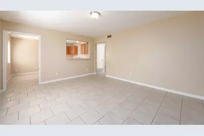 7300 Twin Crest Drive #202, Austin, TX 78752 - Photo 2