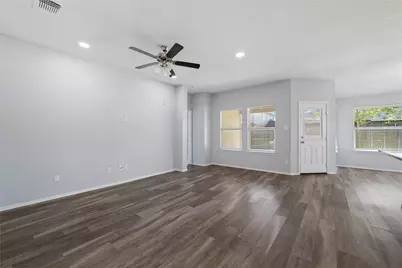 133 Beth Ann Loop, Taylor, TX 76574 - Photo 4