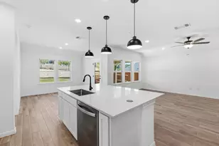 7005 Cliff Rose Dr, Spicewood, TX 78669 - Photo 6