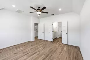 7005 Cliff Rose Dr, Spicewood, TX 78669 - Photo 14