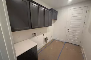 2869 Honeywood Dr, Leander, TX 78641 - Photo 12