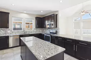 310 Hibiscus Dr, Hutto, TX 78634 - Photo 12