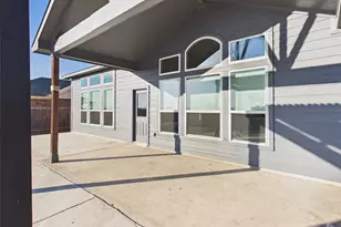 310 Hibiscus Dr, Hutto, TX 78634 - Photo 38