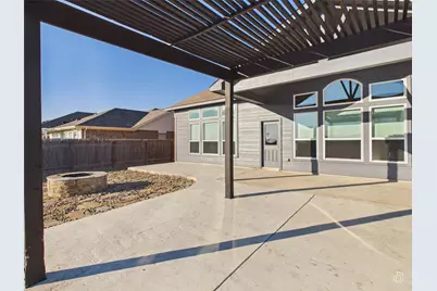 310 Hibiscus Drive, Hutto, TX 78634 - Photo 4