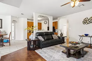 1215 Utopia Ln, Hutto, TX 78634 - Photo 6