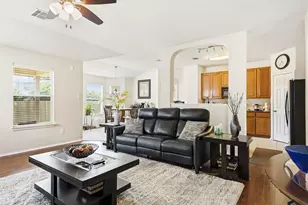 1215 Utopia Ln, Hutto, TX 78634 - Photo 8