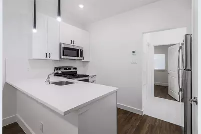 908 Poplar Street #105, Austin, TX 78705 - Photo 8