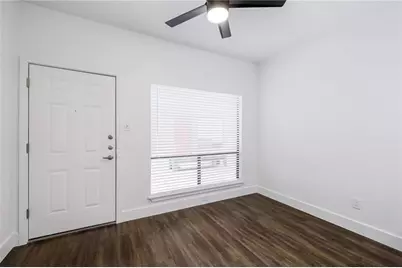 908 Poplar Street #105, Austin, TX 78705 - Photo 6