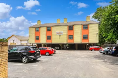 908 Poplar Street #105, Austin, TX 78705 - Photo 2