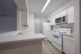 8701 Schick Rd, Austin, TX 78729 - Photo 4